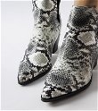 Balti trumpi kaubojiški batai su gyvatės odos imitacija Iga