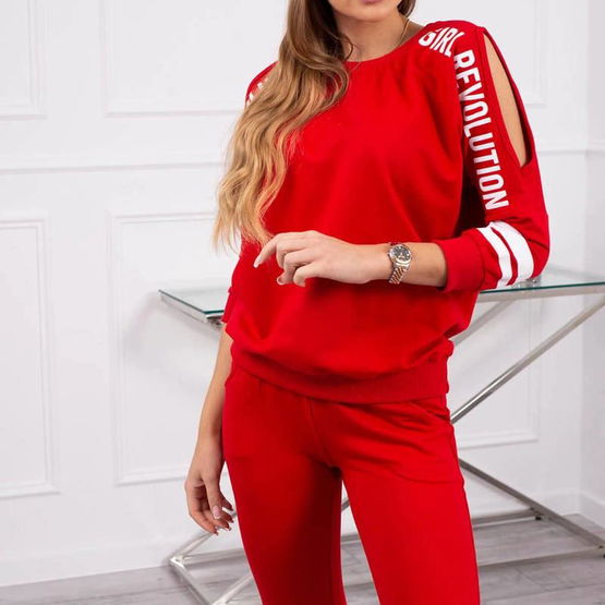 Mergina Revolution rinkinys raudona