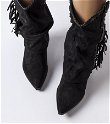 Juodi zomšiniai kaubojiški batai su kutais iš Soeurs