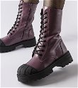 Batai violetinės spalvos