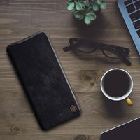 Nillkin Qin odinis dėklas Samsung Galaxy A13 5G rudos spalvos