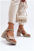 Moteriški odiniai smėlio spalvos sandalai su blokiniu kulnu