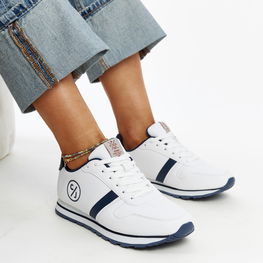 Jūrinės mėlynos ir baltos spalvos moteriški kedai CROSS JEANS (GRM28483)