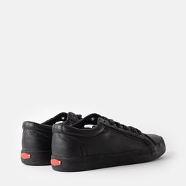 Juodos spalvos moteriški sportiniai bateliai CROSS JEANS (GRM28456)