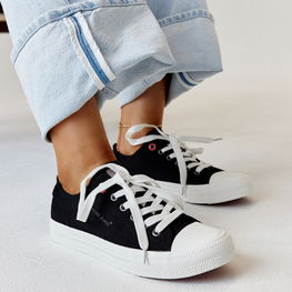 Juodos spalvos sportiniai bateliai CROSS JEANS (GRM28467)