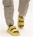 „Azewda“ vientisos spalvos lengvi putplasčio sandalai