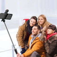 Selfių lazda WR1YXS teleskopinis trikojis 0,71 m su apvalia lempa – juodas
