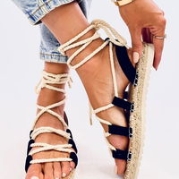 Juodi moteriški espadrilės sandalai su raišteliais (PBP40691)