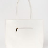 Didelis baltas rankinukas shopper su kniedėmis (POL85990)