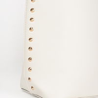 Didelis baltas rankinukas shopper su kniedėmis (POL85990)