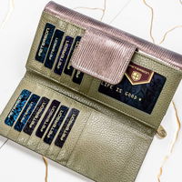Peterson odinė piniginė – stilinga ir praktiška (GG56206)