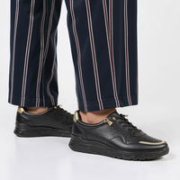 Moteriški sportbačiai AVERIA BLACK – elegancija ir kasdienis komfortas (PBP41508)