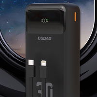 Juodas 30000 mAh išorinis akumuliatorius su laidais