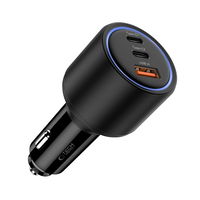 Juodas 3 lizdų greito įkrovimo automobilinis įkroviklis