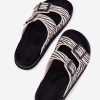 Moteriškos zomšinės šlepetės su sagtimis Zebra rašto (BSB37139)