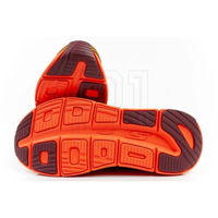 Bėgimo bateliai vyrams tamsiai raudoni Skechers Max Cushioning (SW1524514)