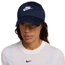 Kepurė su snapeliu Nike Club tamsiai mėlyna