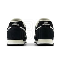Sportiniai bateliai moterims juodi zomšiniai New Balance (SW1315224)