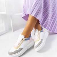 Laisvalaikio batai moterims balti su spalvotais intarpais Selma Blue (PHT55006)