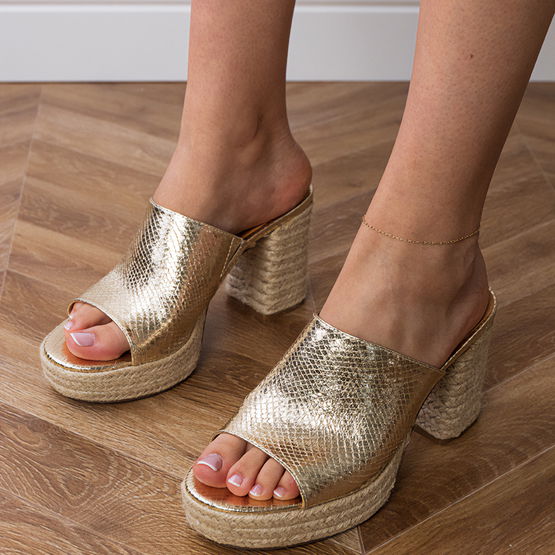 Moteriškos auksinės espadrilės šlepetės su platforma Grande