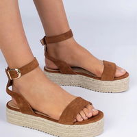 Moteriškos rudos platforminės espadrilės su dirželiu Kalesio (PHT63813)