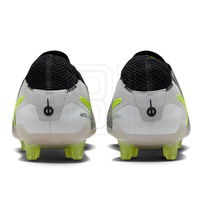 Futbolo batai dirbtinei dangai sidabriniai su paminkštinimu Nike (SW1528152)