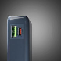 Išorinė baterija 10000 mAh su USB-C laidu ir ekranu SBS – tamsiai pilka