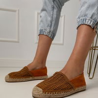 Moteriškos rudos espadrilės vasarai su ažūrine medžiaga Plevis (PHT65092)