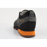Moteriški juodi odiniai laisvalaikio batai su Gore-Tex Aku (SW1527275)