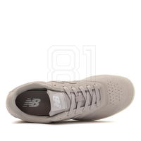 Laisvalaikio batai pilki zomšiniai su guminiais padais New Balance (SW1538372)