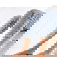 Moteriškos rudos šlepetės su platforma ir pintu padu PRIMO
