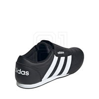 Moteriški juodi laisvalaikio batai su elastingu padu adidas (SW1579917)