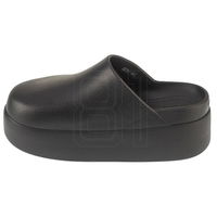 Moteriškos juodos platforminės klumpės kasdienai Crocs (SW1576851)