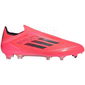 Futbolo bateliai rožiniai be raištelių natūraliai dangai adidas (SW1144051)