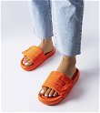 Oranžinės Velcro šlepetės