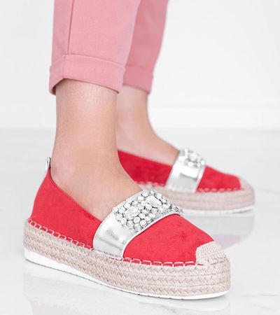 Raudonos espadrilės